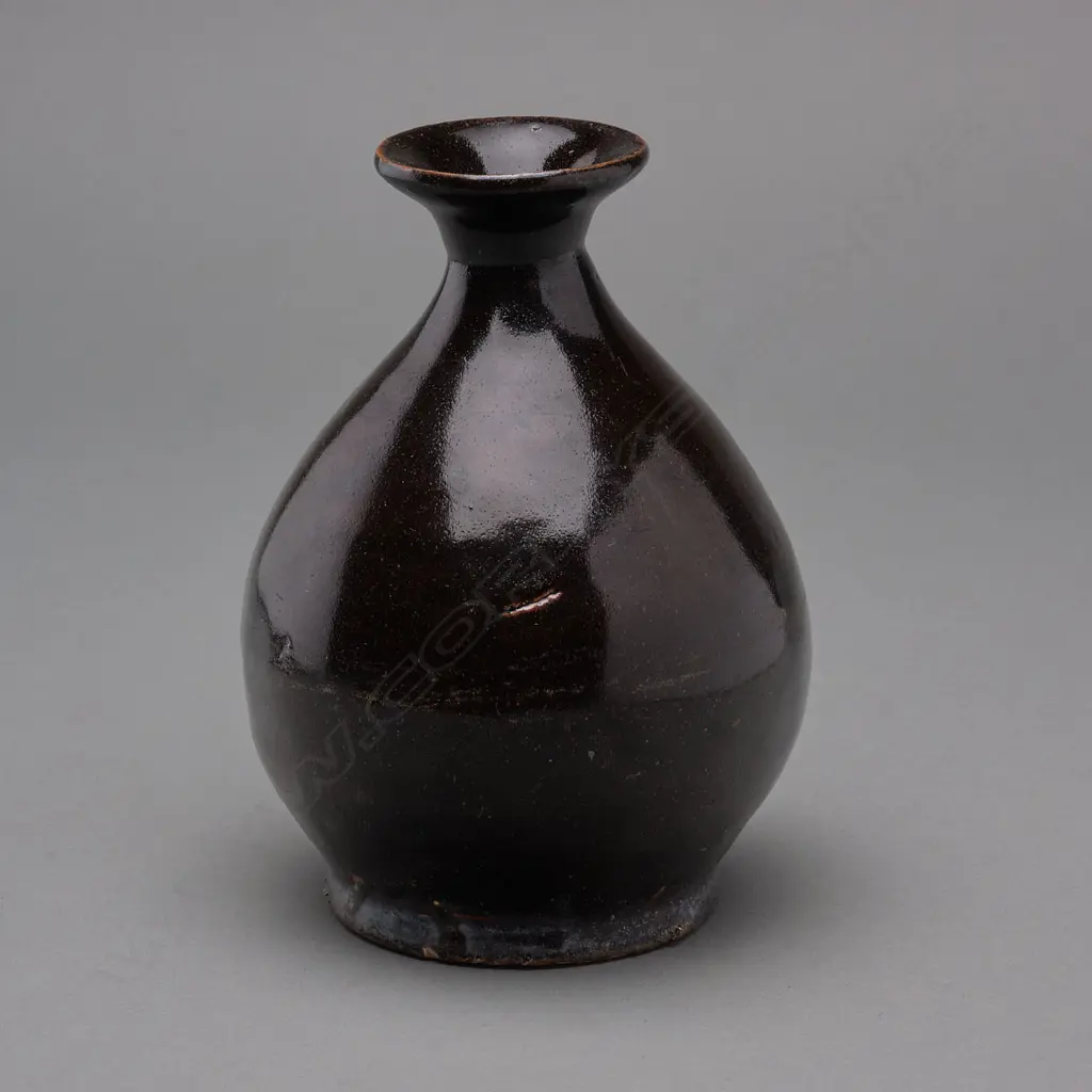 Stoneware Ng ka py bottle , stoneware - China - late 19thC, Image 1++
